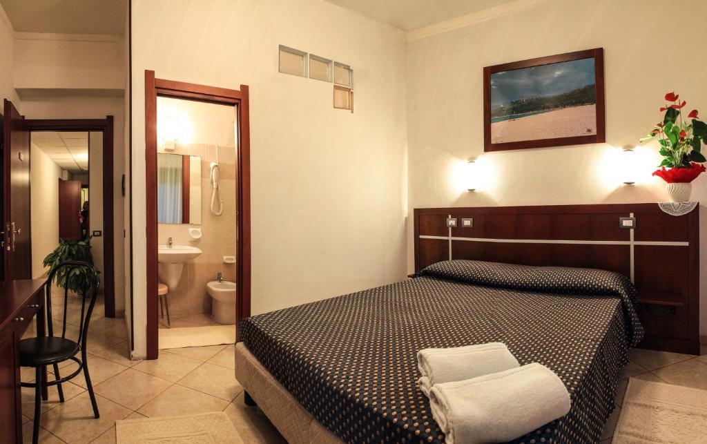 Hotel La Terrazza Cagliari Habitación foto