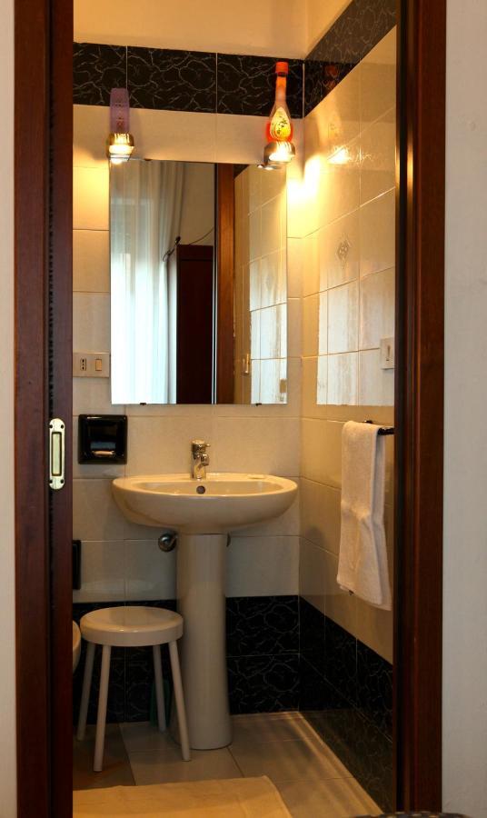 Hotel La Terrazza Cagliari Habitación foto